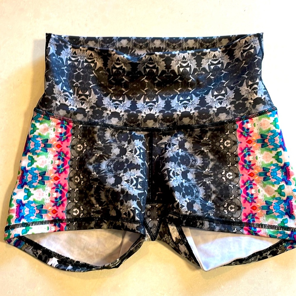Rare Prana yogi shorts, size S, 2.5 in inseam